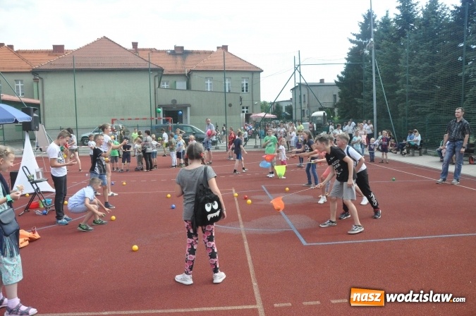 Zdjęcie w galerii na portalu naszwodzislaw.com: SP nr 3 w Radlinie z imieniem Ziemi Radlińskiej wiadomości z regionu