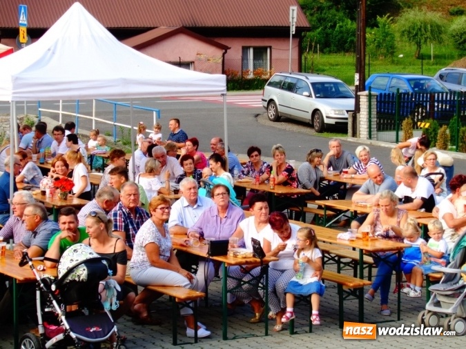 Zdjęcie w galerii na portalu naszwodzislaw.com: Festyn w ZSP numer 5. Zabawa dla uczniów i rodziców wiadomości z regionu
