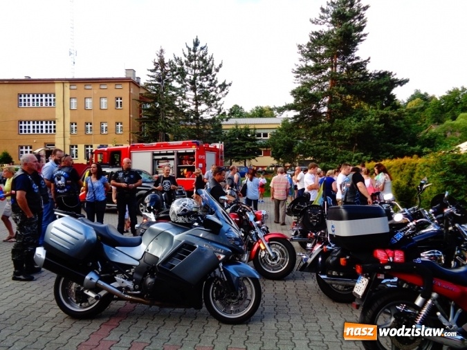 Zdjęcie w galerii na portalu naszwodzislaw.com: Festyn w ZSP numer 5. Zabawa dla uczniów i rodziców wiadomości z regionu