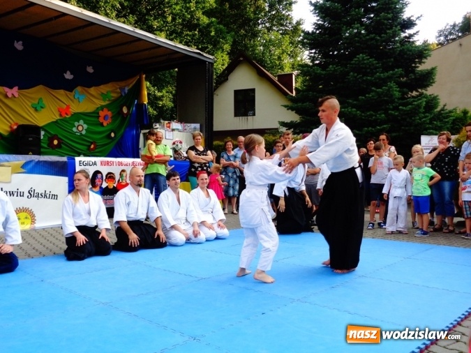 Zdjęcie w galerii na portalu naszwodzislaw.com: Festyn w ZSP numer 5. Zabawa dla uczniów i rodziców wiadomości z regionu