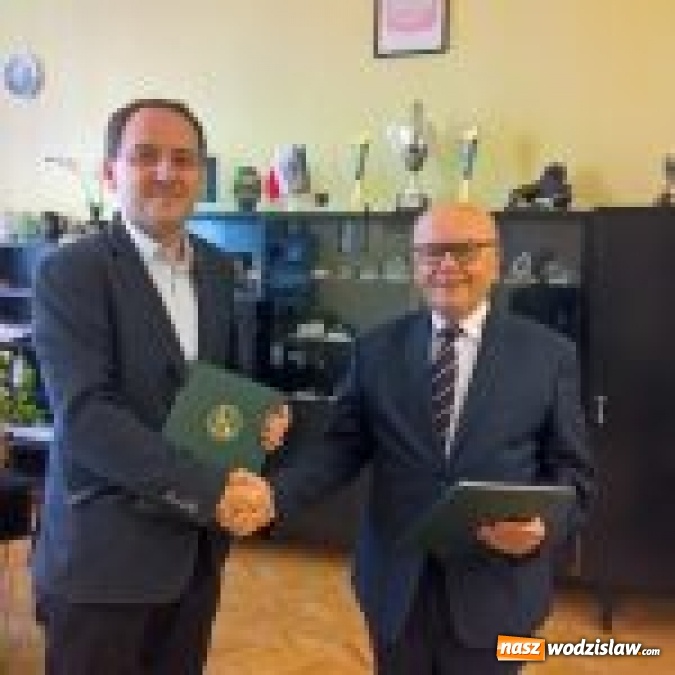 Zdjęcie w galerii na portalu naszwodzislaw.com: II LO partnerem Wydziału Górnictwa i Geologii Politechniki Śląskiej wiadomości z regionu