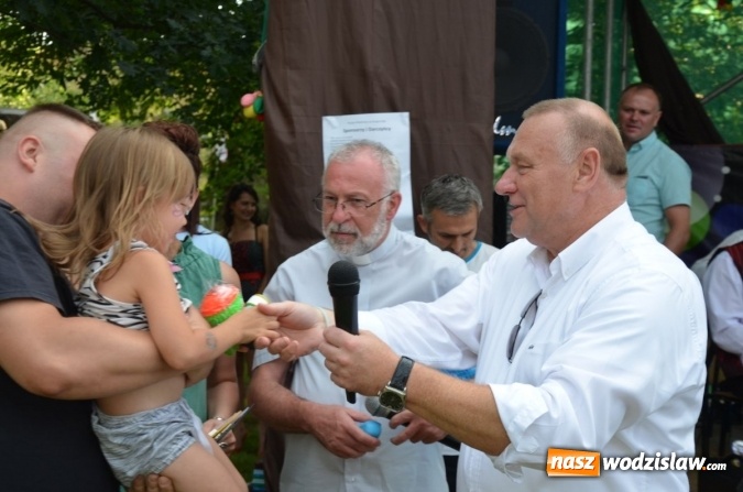 Zdjęcie w galerii na portalu naszwodzislaw.com: Rodzinne świętowanie na Kopernika. ZDJĘCIA wiadomości z regionu