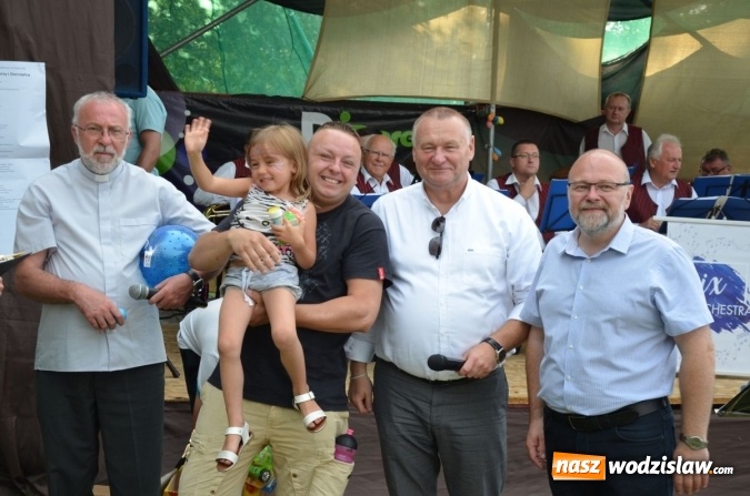 Zdjęcie w galerii na portalu naszwodzislaw.com: Rodzinne świętowanie na Kopernika. ZDJĘCIA wiadomości z regionu
