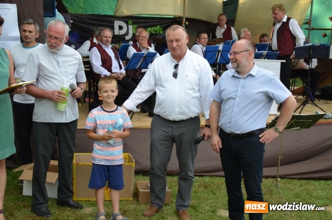Zdjęcie w galerii na portalu naszwodzislaw.com: Rodzinne świętowanie na Kopernika. ZDJĘCIA wiadomości z regionu