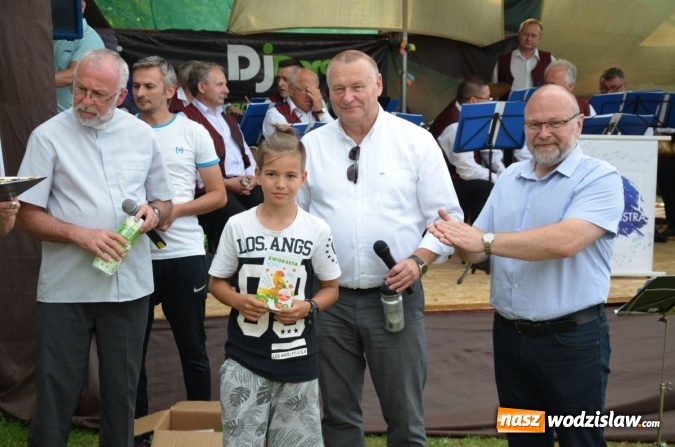 Zdjęcie w galerii na portalu naszwodzislaw.com: Rodzinne świętowanie na Kopernika. ZDJĘCIA wiadomości z regionu