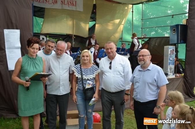 Zdjęcie w galerii na portalu naszwodzislaw.com: Rodzinne świętowanie na Kopernika. ZDJĘCIA wiadomości z regionu