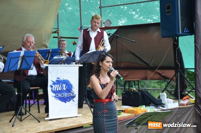 Zdjęcie w galerii na portalu naszwodzislaw.com: Rodzinne świętowanie na Kopernika. ZDJĘCIA wiadomości z regionu