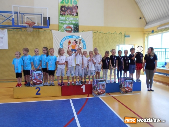 Zdjęcie w galerii na portalu naszwodzislaw.com: XXI Sportowa Olimpiada Przedszkolna. Nauka przez zabawę wiadomości z regionu