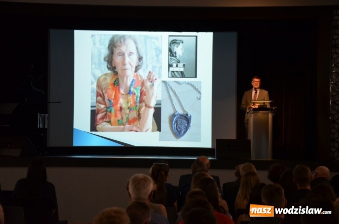 Zdjęcie w galerii na portalu naszwodzislaw.com: Odpowiedzialni za pamięć i przyszłe pokolenia wiadomości z regionu