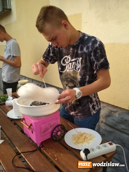 Zdjęcie w galerii na portalu naszwodzislaw.com: Sport łączy pokolenia wiadomości z regionu