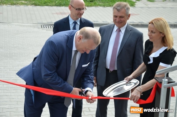 Zdjęcie w galerii na portalu naszwodzislaw.com: Termomodernizacja zakończona. Budynek Zespołu Poradni Specjalistycznych jak nowy  wiadomości z regionu