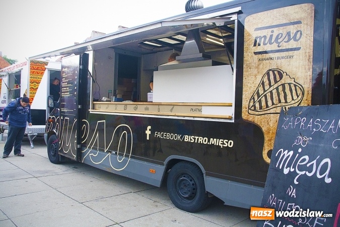 Zdjęcie w galerii na portalu naszwodzislaw.com: Food trucki w Wodzisławiu na rozpoczęcie wakacji wiadomości z regionu
