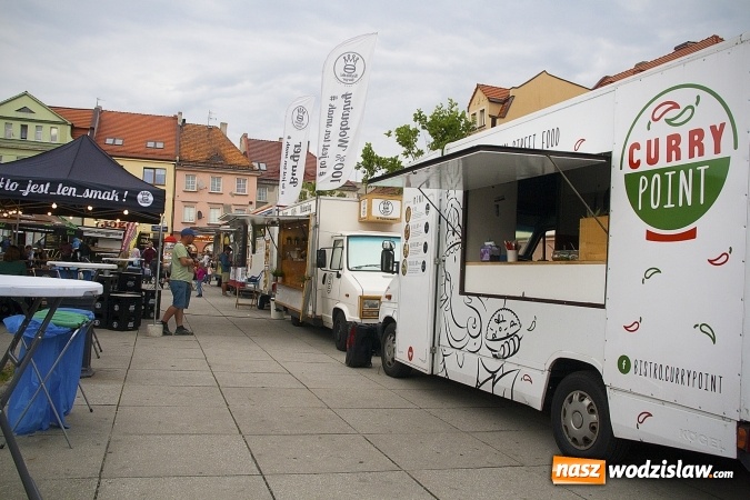 Zdjęcie w galerii na portalu naszwodzislaw.com: Food trucki w Wodzisławiu na rozpoczęcie wakacji wiadomości z regionu