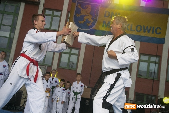 Zdjęcie w galerii na portalu naszwodzislaw.com: XXIII Dni Marklowic. Pokazy, koncerty i świetna zabawa. ZDJĘCIA wiadomości z regionu