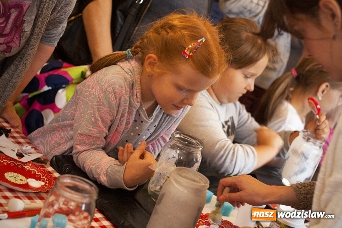 Zdjęcie w galerii na portalu naszwodzislaw.com: Pletli wianki i biesiadowali przy ognisku. Zorganizowano III Wodzisławską Noc Świętojańską wiadomości z regionu