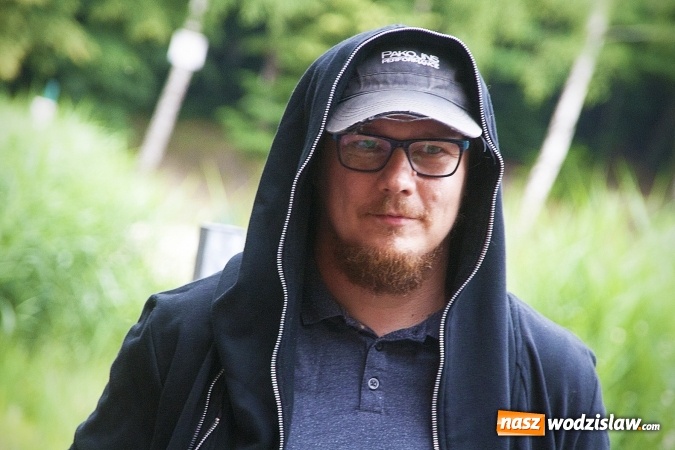 Zdjęcie w galerii na portalu naszwodzislaw.com: Pletli wianki i biesiadowali przy ognisku. Zorganizowano III Wodzisławską Noc Świętojańską wiadomości z regionu