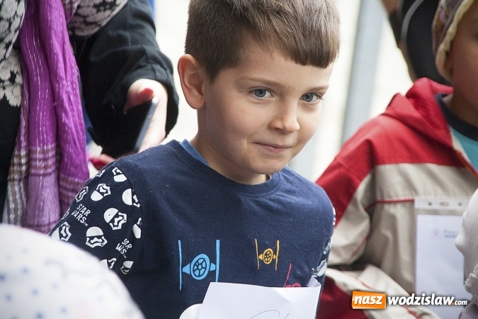 Zdjęcie w galerii na portalu naszwodzislaw.com: Pletli wianki i biesiadowali przy ognisku. Zorganizowano III Wodzisławską Noc Świętojańską wiadomości z regionu