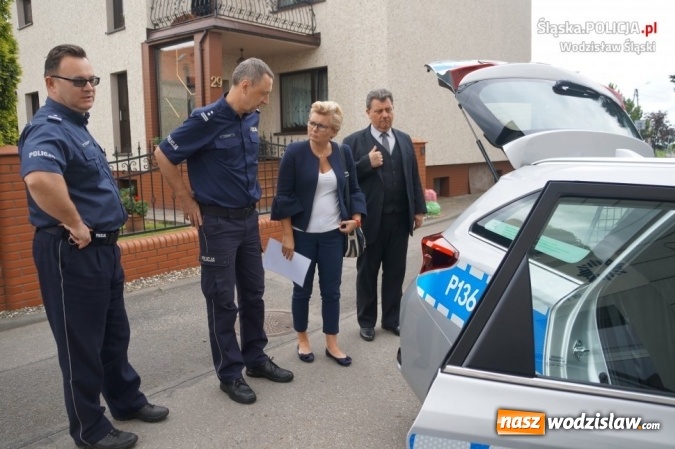 Zdjęcie w galerii na portalu naszwodzislaw.com: Policja podziękowała władzy z Pszowa  wiadomości z regionu