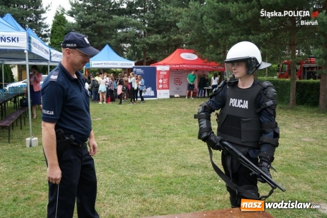 Zdjęcie w galerii na portalu naszwodzislaw.com: Kręci mnie bezpieczeństwo... w wakacje - wspólnie zadbajmy o bezpieczny letni wypoczynek wiadomości z regionu
