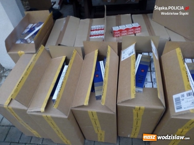 Zdjęcie w galerii na portalu naszwodzislaw.com: Wodzisławska drogówka tym razem namierzyła... 20 tysięcy papierosów FOTO i WIDEO wiadomości z regionu