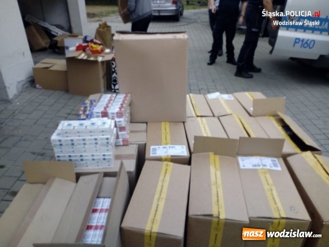 Zdjęcie w galerii na portalu naszwodzislaw.com: Wodzisławska drogówka tym razem namierzyła... 20 tysięcy papierosów FOTO i WIDEO wiadomości z regionu