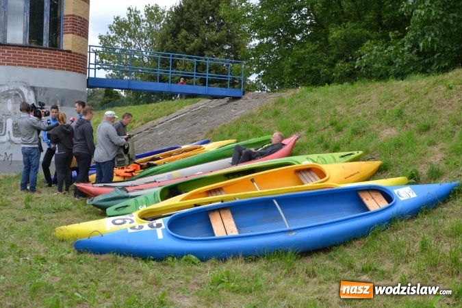 Zdjęcie w galerii na portalu naszwodzislaw.com: Sezon wodniacki oficjalnie rozpoczęty  wiadomości z regionu