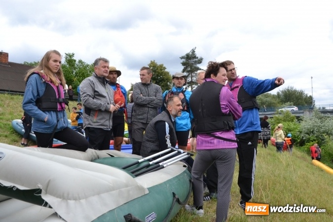 Zdjęcie w galerii na portalu naszwodzislaw.com: Sezon wodniacki oficjalnie rozpoczęty  wiadomości z regionu