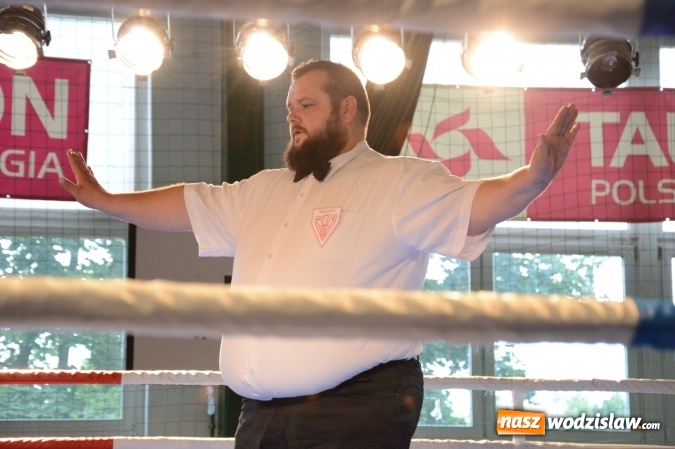 Zdjęcie w galerii na portalu naszwodzislaw.com: Polsko-brytyjskie zmagania na ringu w Wodzisławiu Śląskim  wiadomości z regionu