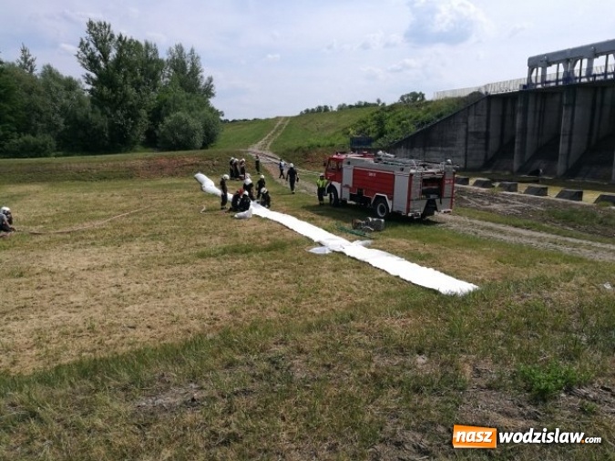 Zdjęcie w galerii na portalu naszwodzislaw.com: Strażacy sprawdzili czy są przygotowani do powodzi  wiadomości z regionu