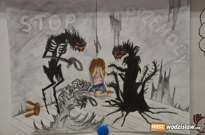 Zdjęcie w galerii na portalu naszwodzislaw.com: Artystycznie wyrazili sprzeciw wobec przemocy wiadomości z regionu