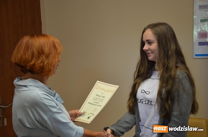 Zdjęcie w galerii na portalu naszwodzislaw.com: Artystycznie wyrazili sprzeciw wobec przemocy wiadomości z regionu