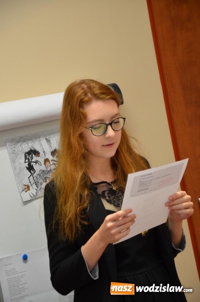 Zdjęcie w galerii na portalu naszwodzislaw.com: Artystycznie wyrazili sprzeciw wobec przemocy wiadomości z regionu