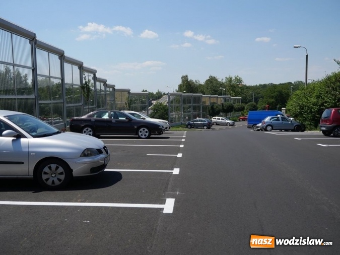 Zdjęcie w galerii na portalu naszwodzislaw.com: Na osiedlu XXX-lecia wyznaczono ponad sto miejsc postojowych wiadomości z regionu