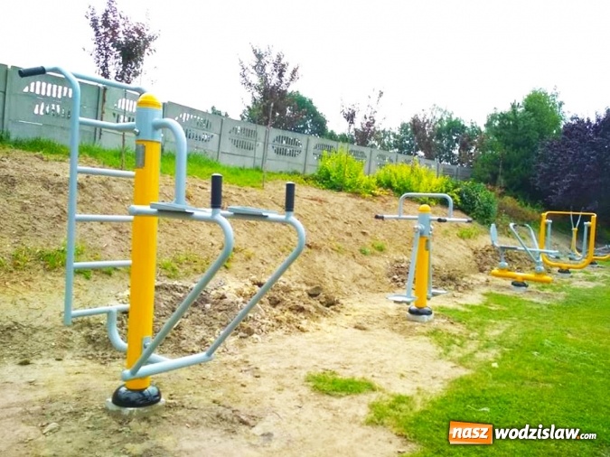 Zdjęcie w galerii na portalu naszwodzislaw.com: Siłownia pod chmurką w Turzy Śląskiej oddana do użytku wiadomości z regionu