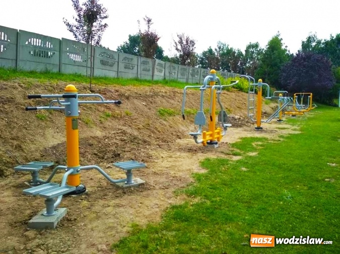 Zdjęcie w galerii na portalu naszwodzislaw.com: Siłownia pod chmurką w Turzy Śląskiej oddana do użytku wiadomości z regionu