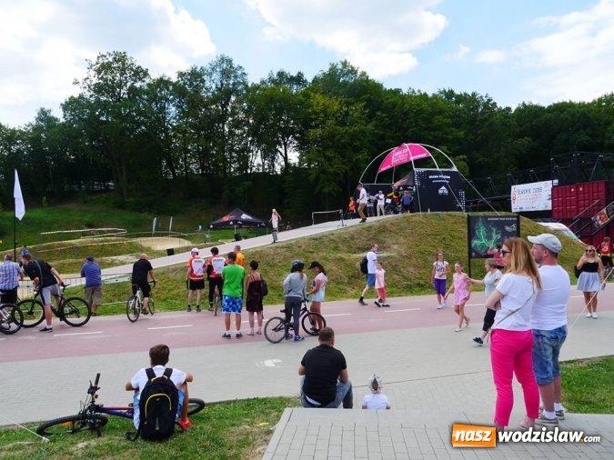 Zdjęcie w galerii na portalu naszwodzislaw.com: Ogólnopolskie zawody BMX Racing na Trzech Wzgórzach  wiadomości z regionu
