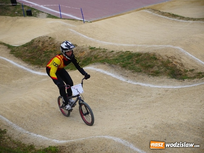 Zdjęcie w galerii na portalu naszwodzislaw.com: Ogólnopolskie zawody BMX Racing na Trzech Wzgórzach  wiadomości z regionu