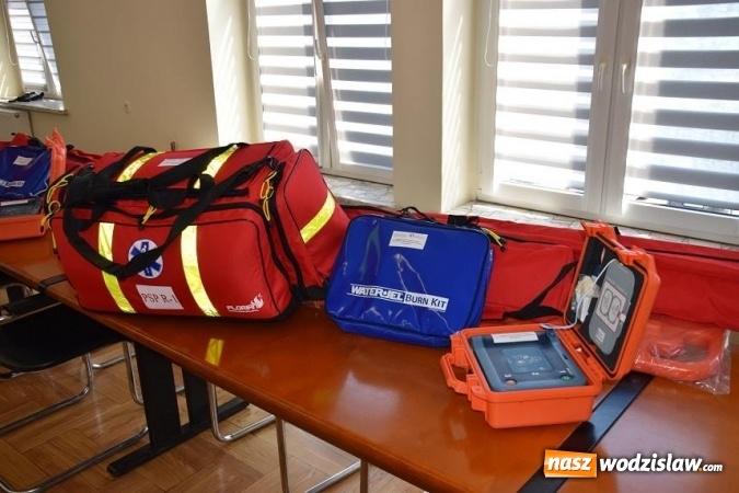 Zdjęcie w galerii na portalu naszwodzislaw.com: Strażacy z Gminy Mszana z nowym sprzętem  wiadomości z regionu