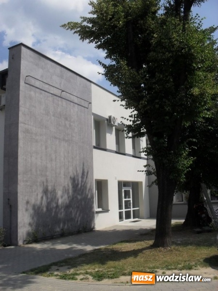 Zdjęcie w galerii na portalu naszwodzislaw.com: Nowe szaty przychodni przy ulicy Wyszyńskiego wiadomości z regionu