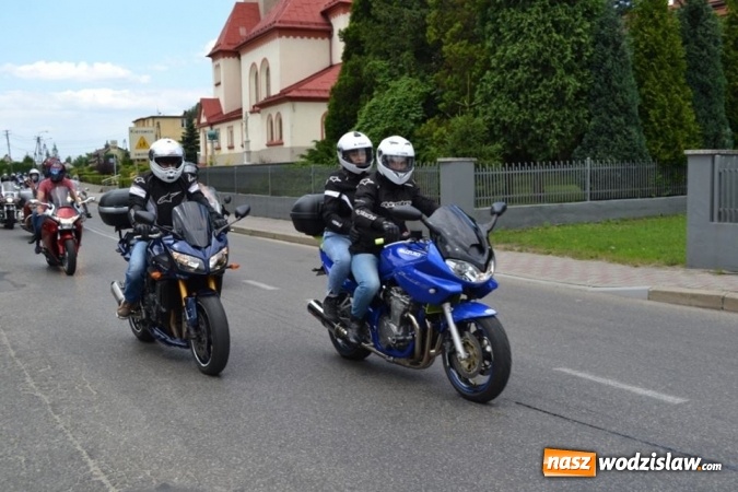 Zdjęcie w galerii na portalu naszwodzislaw.com: Dni Godowa za nami. Gwiazdą imprezy był zespół Bracia  wiadomości z regionu