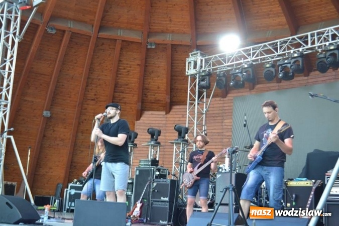 Zdjęcie w galerii na portalu naszwodzislaw.com: Dni Godowa za nami. Gwiazdą imprezy był zespół Bracia  wiadomości z regionu