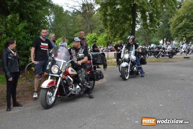 Zdjęcie w galerii na portalu naszwodzislaw.com: Dni Godowa za nami. Gwiazdą imprezy był zespół Bracia  wiadomości z regionu