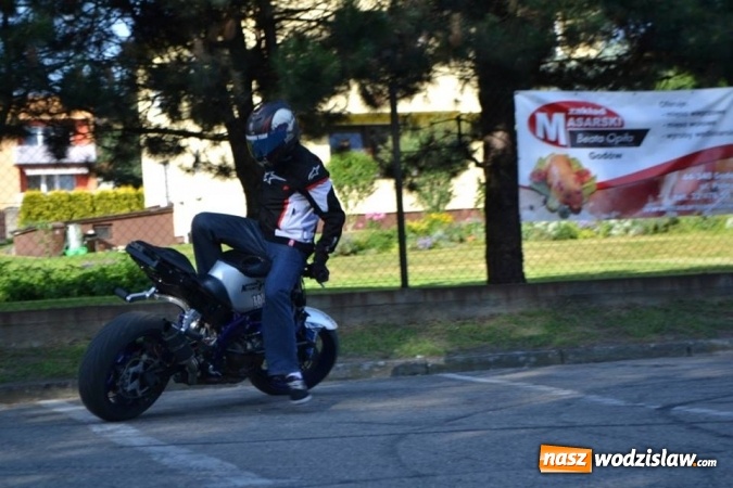 Zdjęcie w galerii na portalu naszwodzislaw.com: Dni Godowa za nami. Gwiazdą imprezy był zespół Bracia  wiadomości z regionu