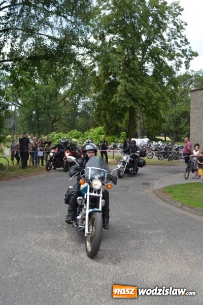 Zdjęcie w galerii na portalu naszwodzislaw.com: Dni Godowa za nami. Gwiazdą imprezy był zespół Bracia  wiadomości z regionu