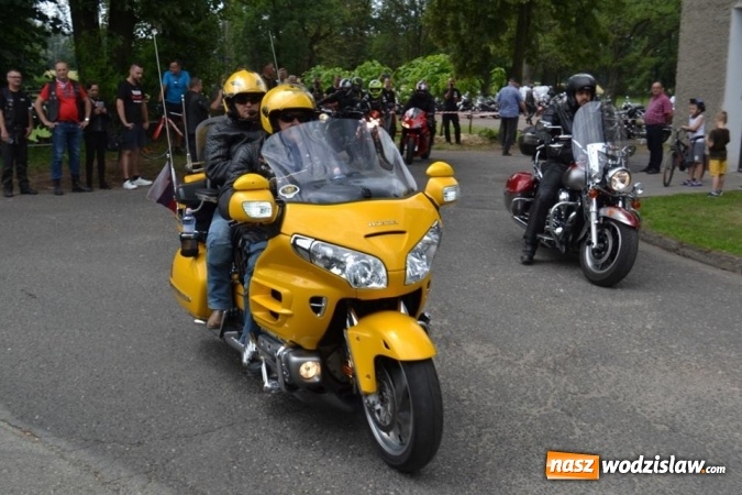 Zdjęcie w galerii na portalu naszwodzislaw.com: Dni Godowa za nami. Gwiazdą imprezy był zespół Bracia  wiadomości z regionu