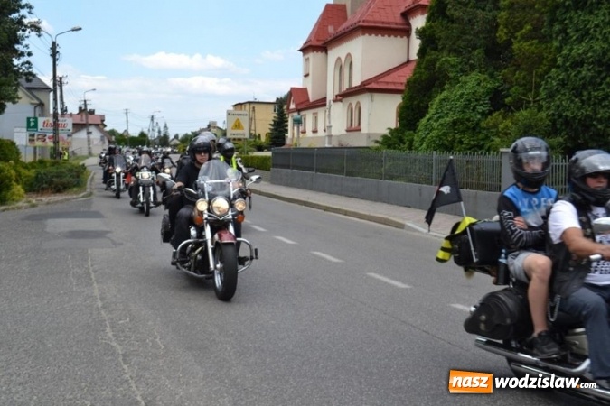 Zdjęcie w galerii na portalu naszwodzislaw.com: Dni Godowa za nami. Gwiazdą imprezy był zespół Bracia  wiadomości z regionu