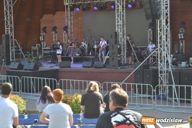 Zdjęcie w galerii na portalu naszwodzislaw.com: Dni Godowa za nami. Gwiazdą imprezy był zespół Bracia  wiadomości z regionu