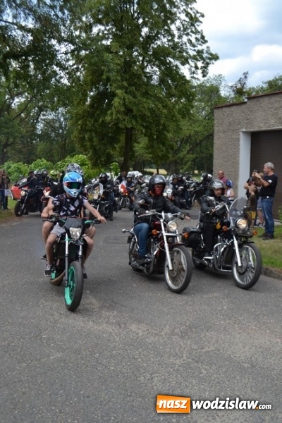 Zdjęcie w galerii na portalu naszwodzislaw.com: Dni Godowa za nami. Gwiazdą imprezy był zespół Bracia  wiadomości z regionu