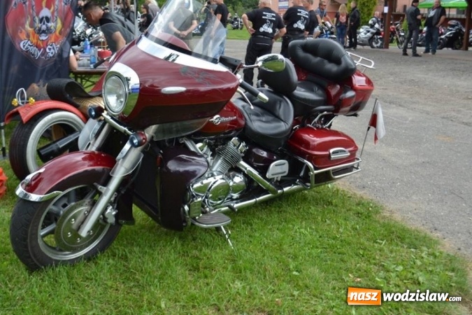 Zdjęcie w galerii na portalu naszwodzislaw.com: Dni Godowa za nami. Gwiazdą imprezy był zespół Bracia  wiadomości z regionu