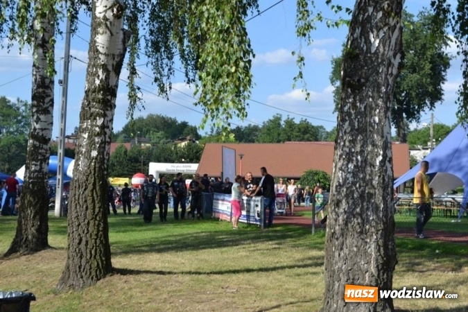 Zdjęcie w galerii na portalu naszwodzislaw.com: Dni Godowa za nami. Gwiazdą imprezy był zespół Bracia  wiadomości z regionu